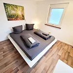 Superior Duplex - Nur 5 Min Vom Europa-park Appartement Rheinhausen